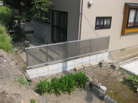 【にかほ店】 エクスライン2型フェンス　にかほ市金浦町　K様邸